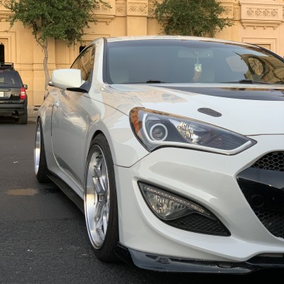 PearlWhiteGen's Hyundai Genesis Coupe